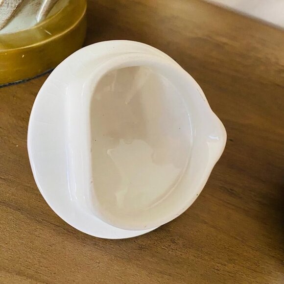 Vintage Sadler Porcelain Teapot Cream and Gold Swirl 1940s - Picture 8 of 10